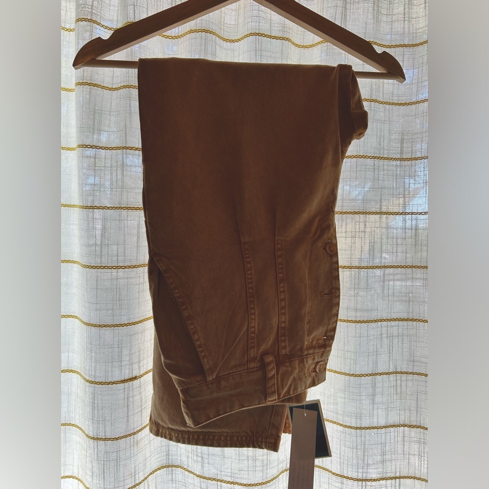 YFB Barrel style chino. Jogger fit. Elastic waist. Fall favorite!